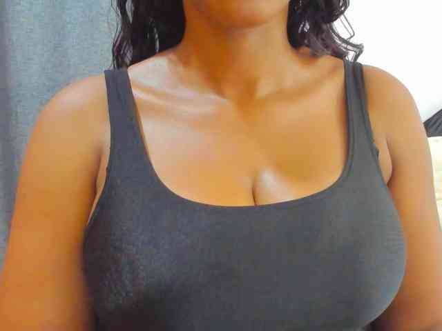 Belinda97 webcam