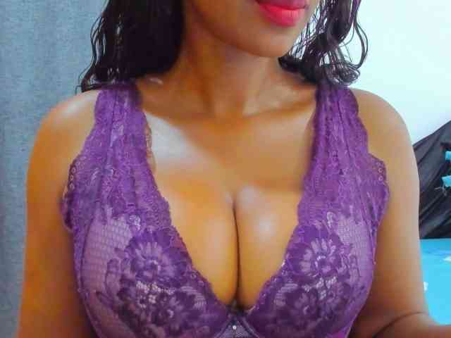Belinda97 webcam