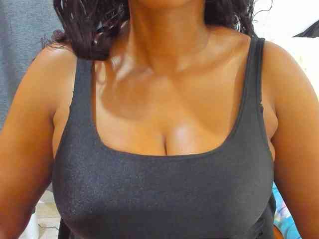 Belinda97 webcam
