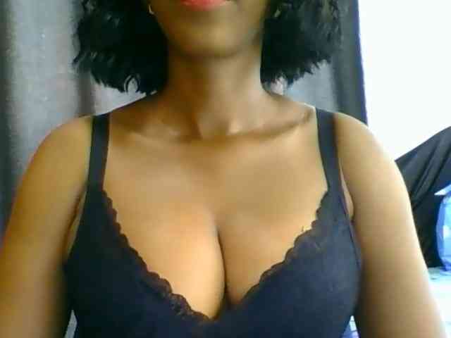 Belinda97 webcam