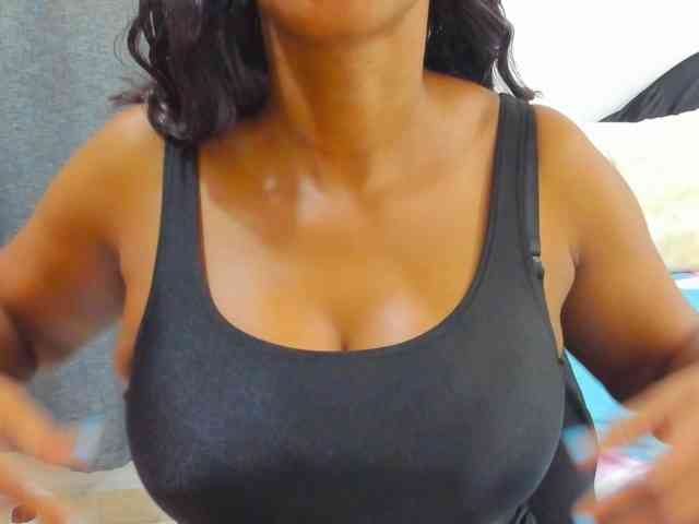 Belinda97 webcam