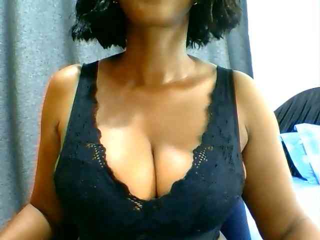 Belinda97 webcam