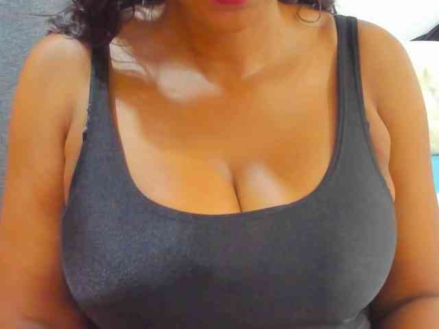 Belinda97 webcam