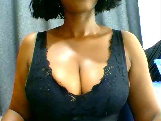 Belinda97 webcam