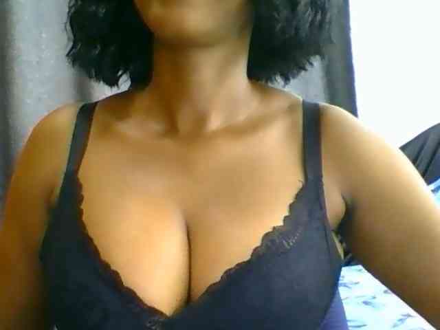 Belinda97 webcam