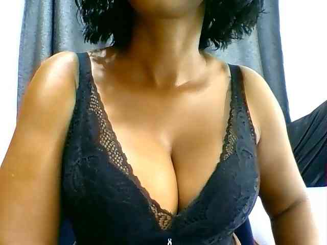 Belinda97 webcam