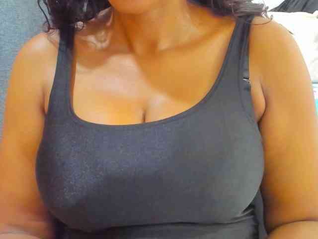 Belinda97 webcam
