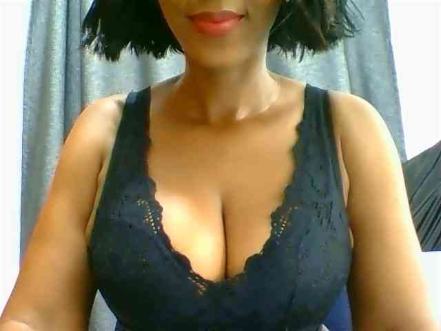 Belinda97 webcam