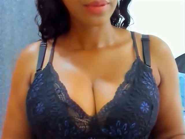 Belinda97 webcam