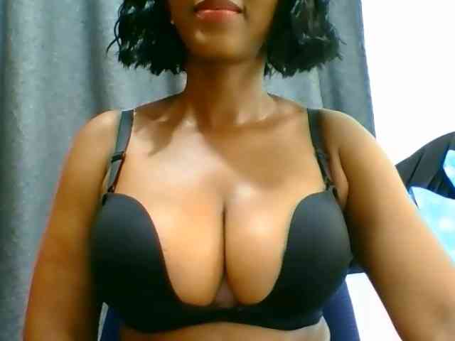 Belinda97 webcam