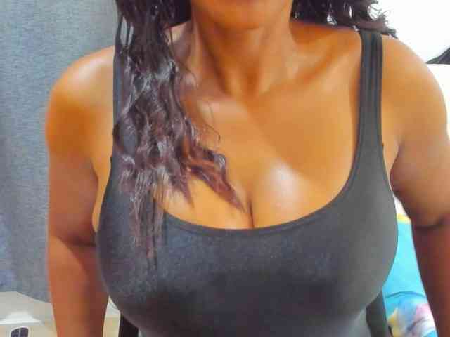 Belinda97 webcam
