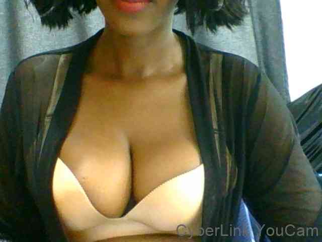 Belinda97 webcam