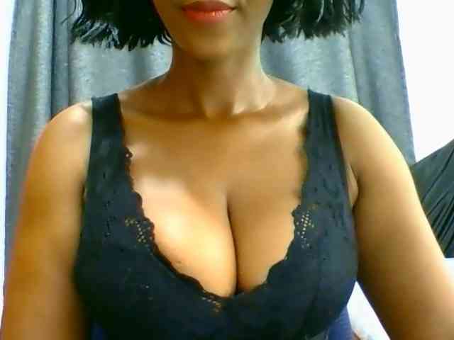 Belinda97 webcam