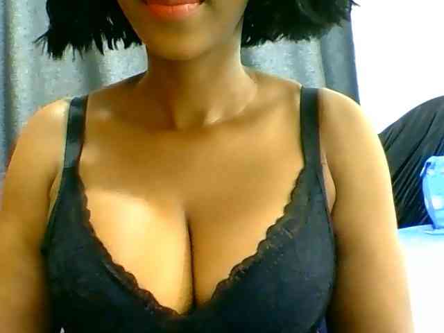 Belinda97 webcam