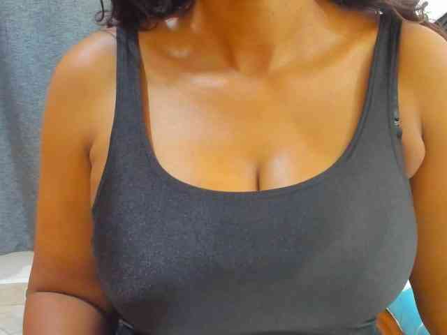 Belinda97 webcam