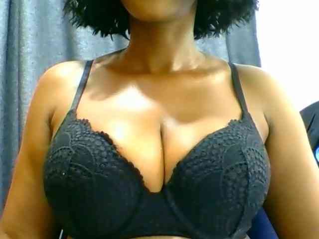 Belinda97 webcam