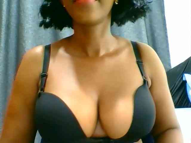 Belinda97 webcam