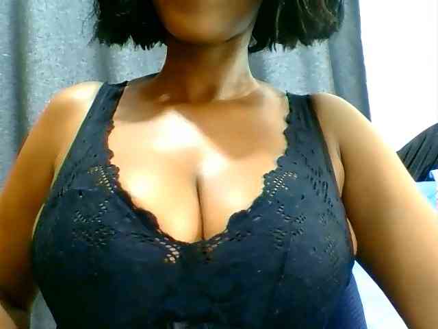 Belinda97 webcam