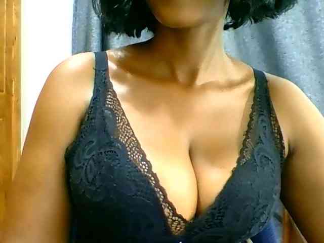 Belinda97 webcam