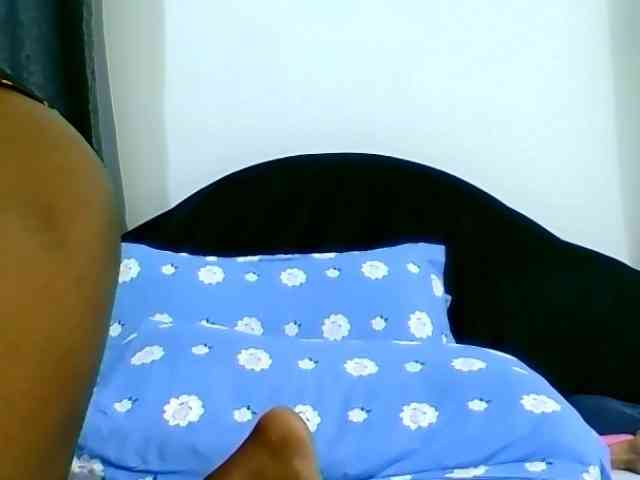 Belinda97 webcam