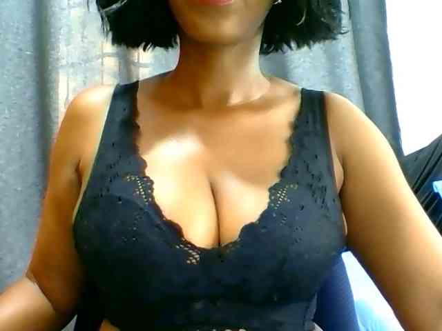 Belinda97 webcam