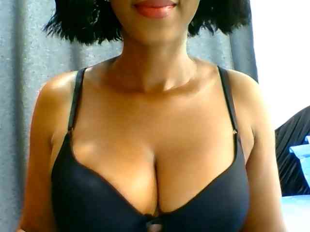 Belinda97 webcam