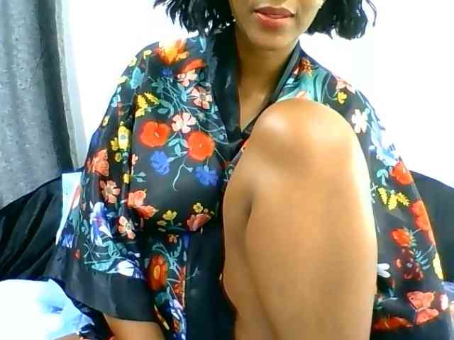 Belinda97 webcam