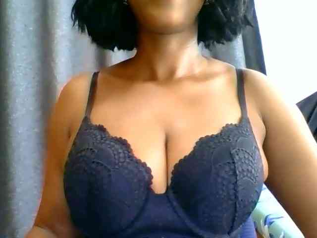 Belinda97 webcam