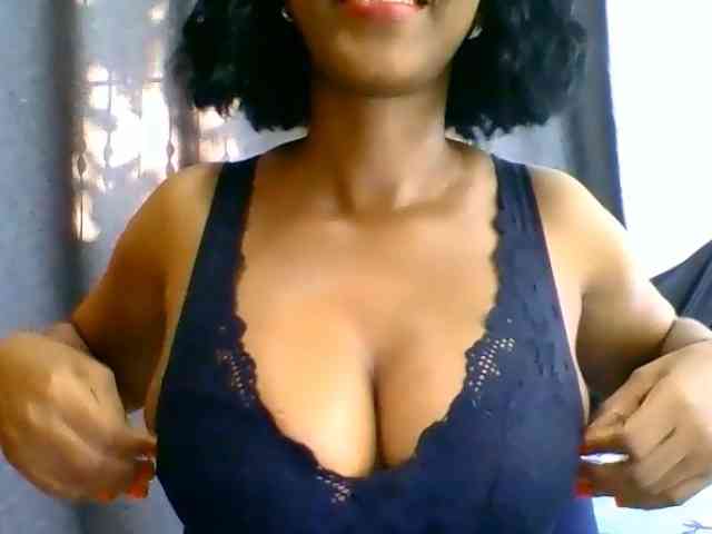 Belinda97 webcam