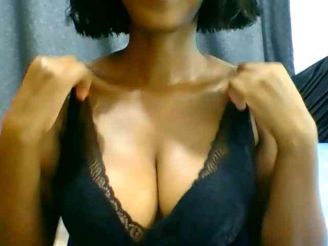 Belinda97 webcam