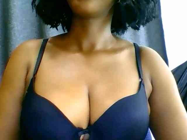 Belinda97 webcam