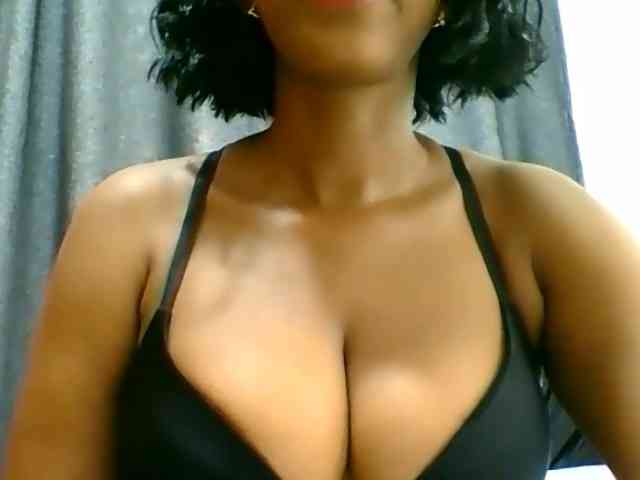 Belinda97 webcam