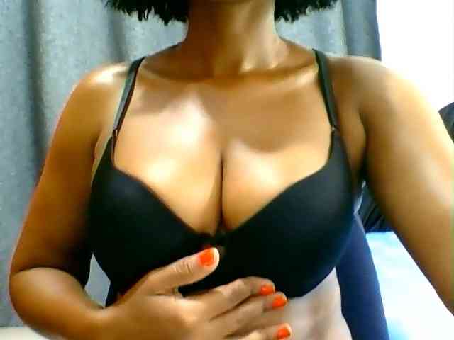 Belinda97 webcam