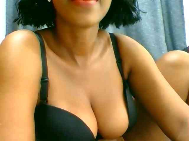 Belinda97 webcam