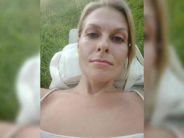 Darini69 Live Webcam on BongaCams