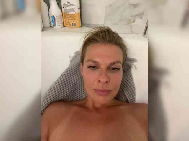 Darini69 Live Webcam on BongaCams