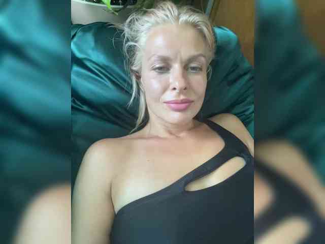 real live webcam Darini69
