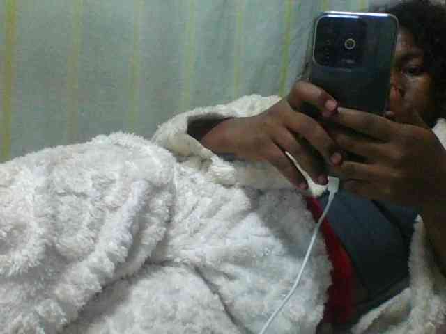 Kaysha12 webcam