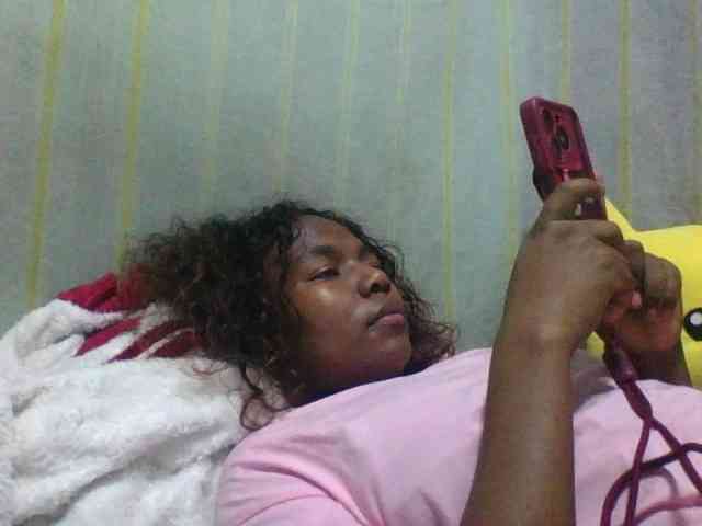 Kaysha12 webcam