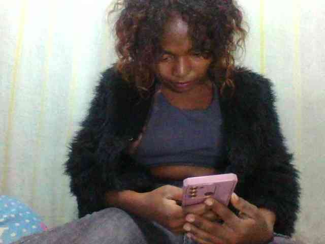 Kaysha12 webcam
