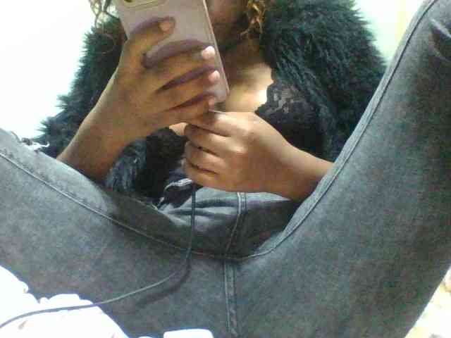 Kaysha12 webcam