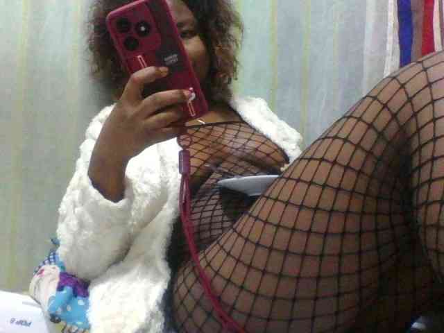 Kaysha12 webcam
