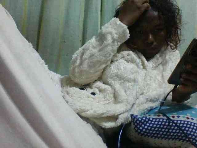 Kaysha12 webcam