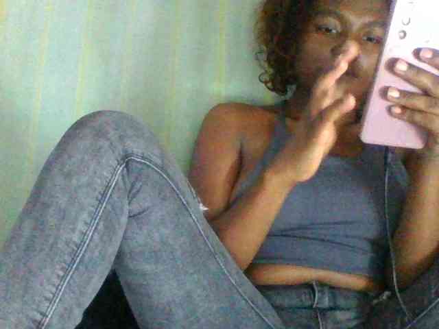 Kaysha12 webcam