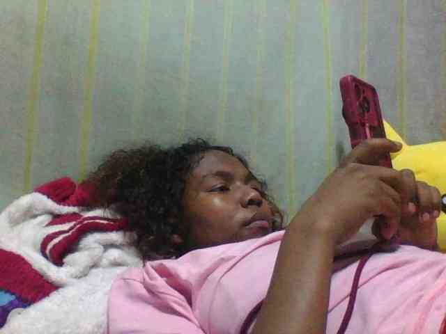 Kaysha12 webcam
