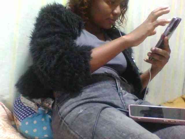 Kaysha12 webcam