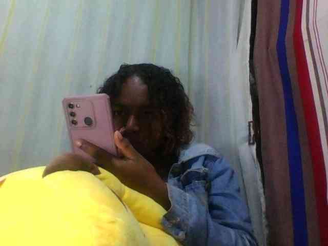 Kaysha12 webcam
