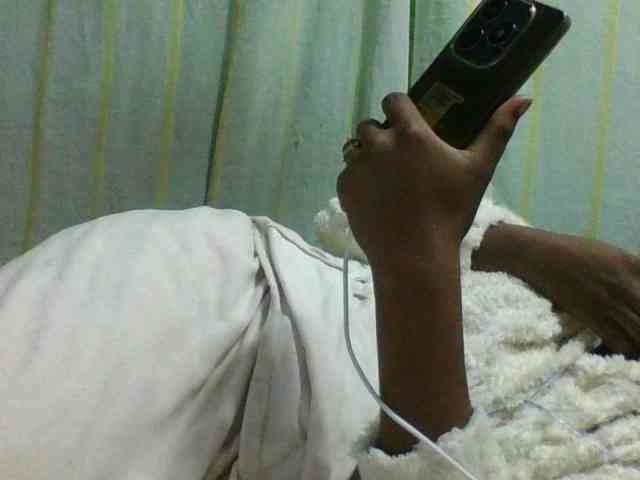 Kaysha12 webcam
