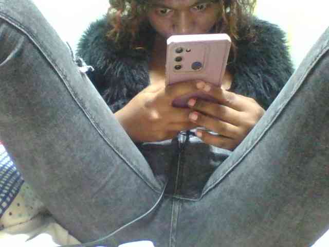 Kaysha12 webcam