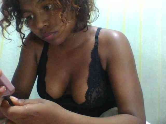 Kaysha12 webcam
